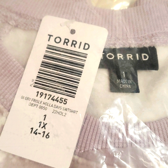 ❤️NWT VINTAGE TORRID SWEATSHIRT - CHRISTMAS HOLIDAY HOLLA DAYS SUPER SOFT PLUSH - Picture 4 of 10